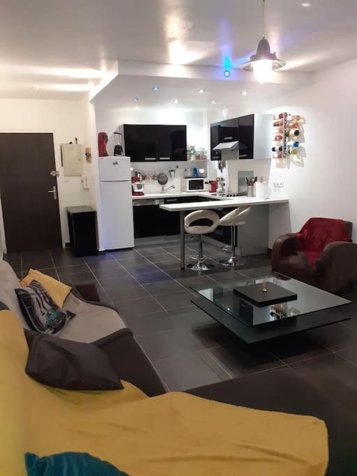 Appartement Vue Mer Avec Parking Ajaccio  Exteriör bild