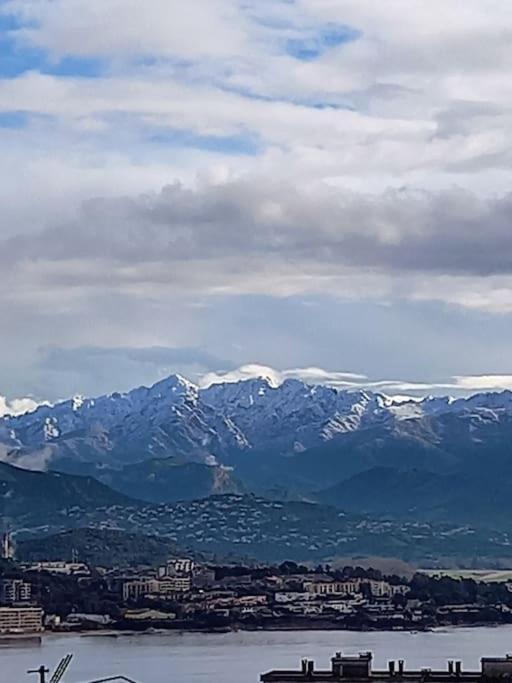 Appartement Vue Mer Avec Parking Ajaccio  Exteriör bild